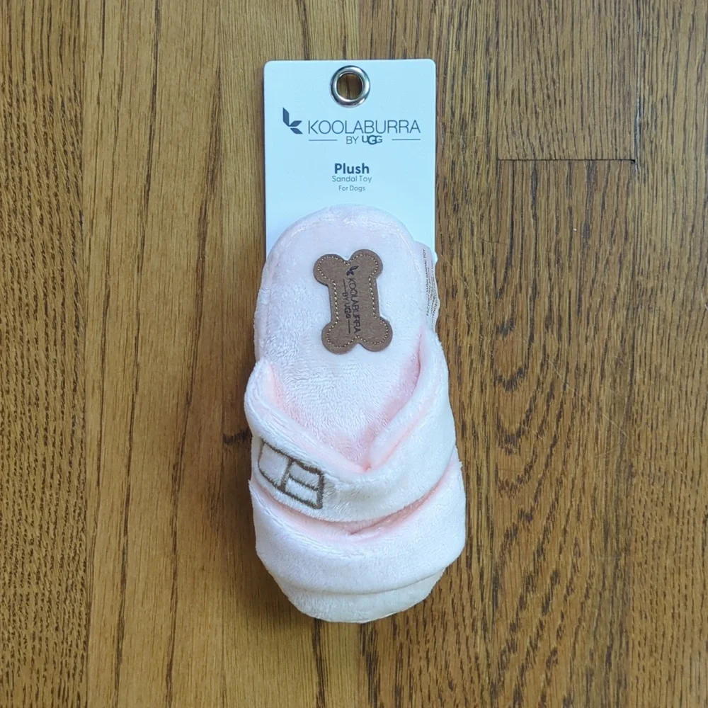 NWT Set Of 3 Ugg Faux Shoe Dog Toys Koolaburra Ugg Boots And Sandal Dog Toy